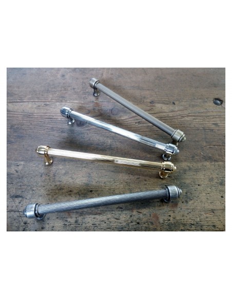 GRIGLIA con rete e rosette in ferro